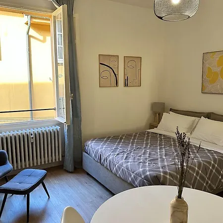 Casa Del Laureato By * Bolonia