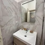 Apartamento Casa Del Laureato By *