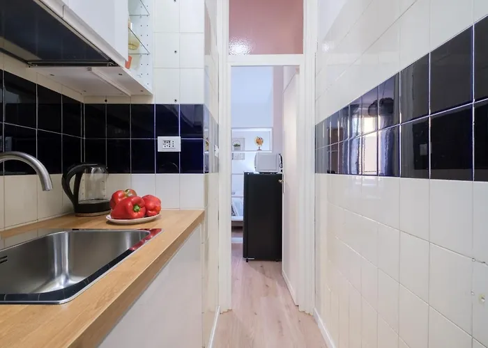 Casa Del Laureato By Bolonya