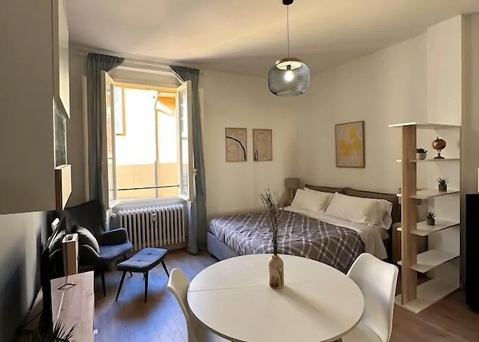 Casa Del Laureato By * Bolonya